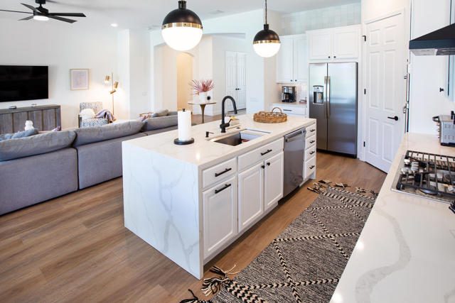 80818 Avenida San Ignacio, Indio CA: https://media.crmls.org/mediaz/81c711b7-77fb-44ee-93bf-d84204170adb.jpg