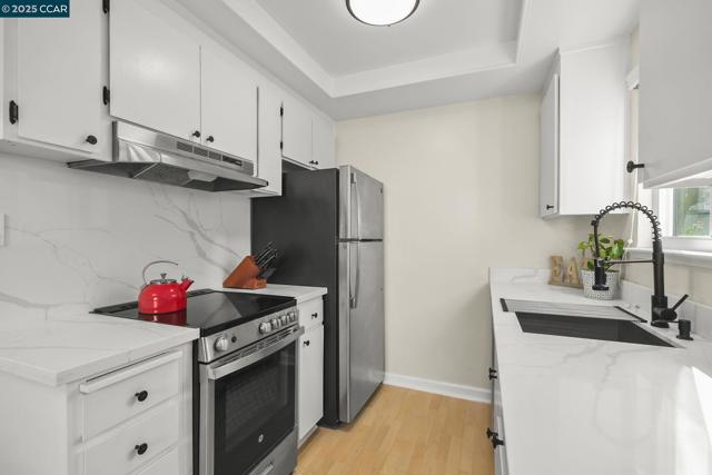 1435 Bel Air Dr, Concord CA: https://media.crmls.org/mediaz/81c77e26-f7e7-4a0f-ba87-4d26fdf439e4.jpg