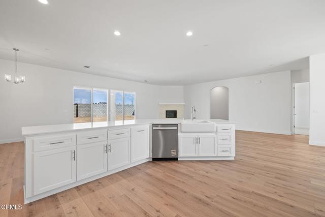 Detail Gallery Image 23 of 48 For 7422 Allenmeir Ct, Bakersfield,  CA 93314 - 4 Beds | 2/1 Baths