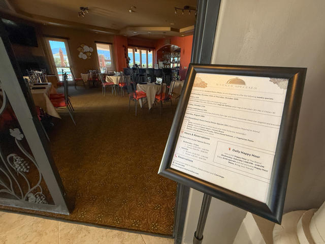 2701 Via Calderia, Palm Desert CA: https://media.crmls.org/mediaz/81c9c4f7-f495-4791-97b8-87cb7ea5e975.jpg