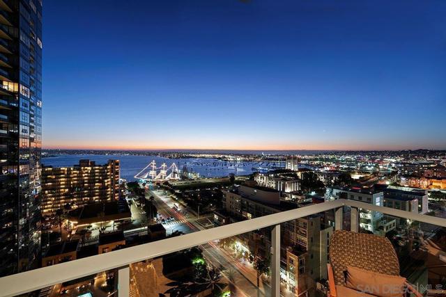 1388 Kettner Blvd, San Diego CA: https://media.crmls.org/mediaz/81cac380-384f-4bba-a050-f9e5a60c45f4.jpg
