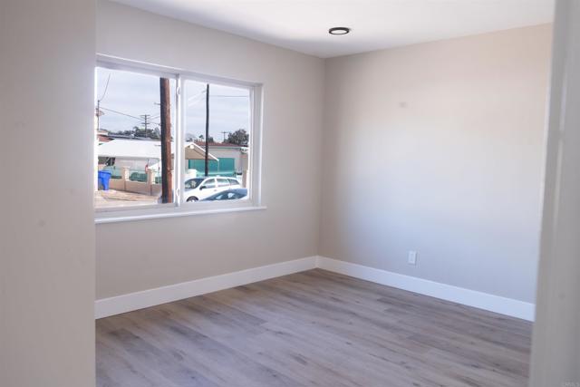 Detail Gallery Image 20 of 23 For 2560 Aaron Ct, San Diego,  CA 92105 - 3 Beds | 2/1 Baths