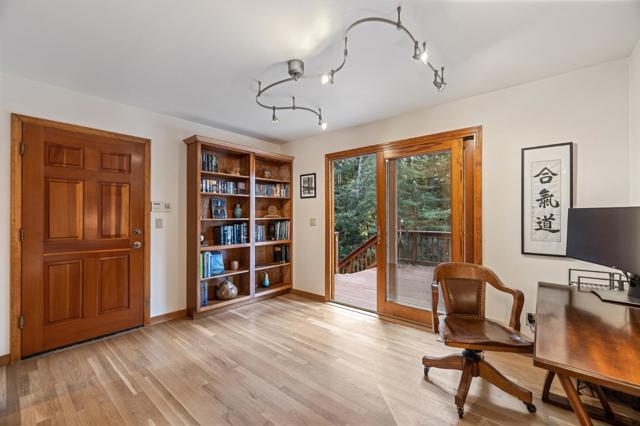 489 Northridge Drive, Scotts Valley CA: https://media.crmls.org/mediaz/81cb59c7-7110-4abc-9523-0ffa70e6616c.jpg