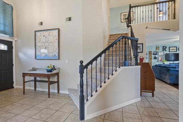 1980 Ponderosa Court, Hollister CA: https://media.crmls.org/mediaz/81cc166f-c6dd-4c33-8b41-226817b5be74.jpg