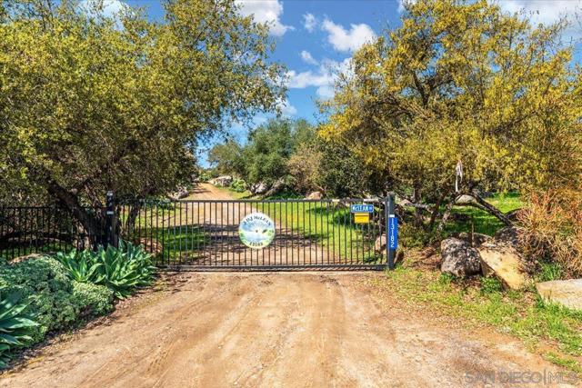 0 Barona Road, Lakeside CA: https://media.crmls.org/mediaz/81cd513c-0b05-45ea-9ec8-3786624f7d94.jpg