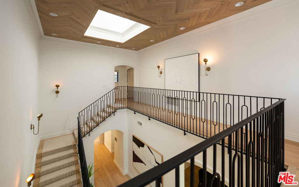 MLS #26985127 image #32