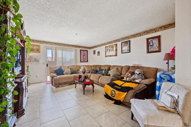 66765 Ironwood Drive, Desert Hot Springs CA: https://media.crmls.org/mediaz/81cda3d3-03d1-4b02-b296-1c56b5565e8d.jpg