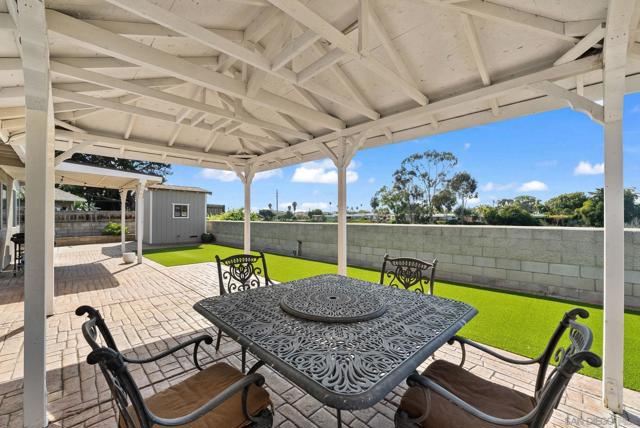 Image 28 of 33 For 4182 Seri Street