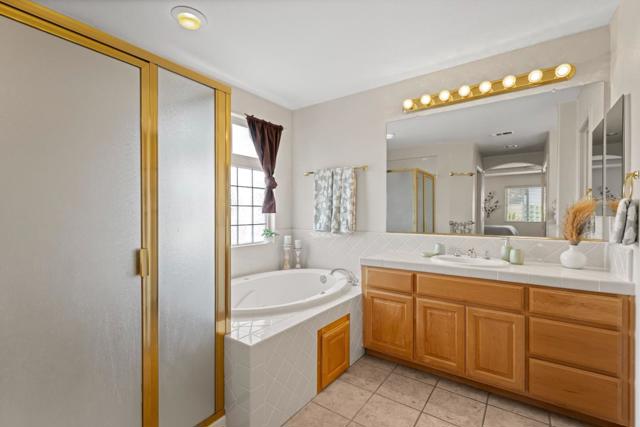 1515 Dovetail Way, Gilroy CA: https://media.crmls.org/mediaz/81ce2ecb-ef19-4a5d-bd85-7cb52b6de5cf.jpg