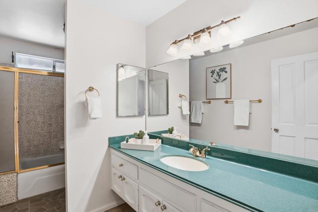 530 Idaho Avenue, Escondido CA: https://media.crmls.org/mediaz/81ce9b4a-b0bf-43c8-a8d2-c5a1f30b4cb3.jpg