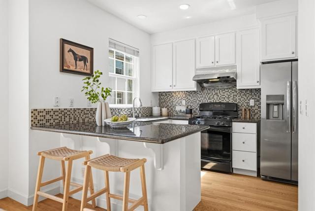 581 Monterey Terrace, Sunnyvale CA: https://media.crmls.org/mediaz/81cef793-083d-46c7-a731-25f816a4d4c6.jpg