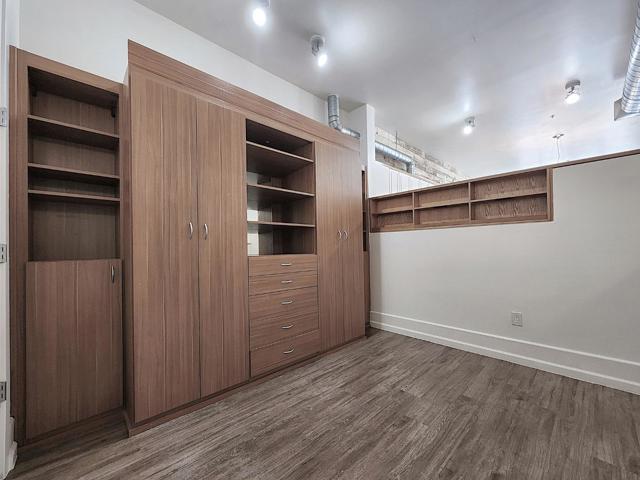 334 Santana Row, San Jose CA: https://media.crmls.org/mediaz/81cf0c18-a064-42be-873c-798f945beda2.jpg