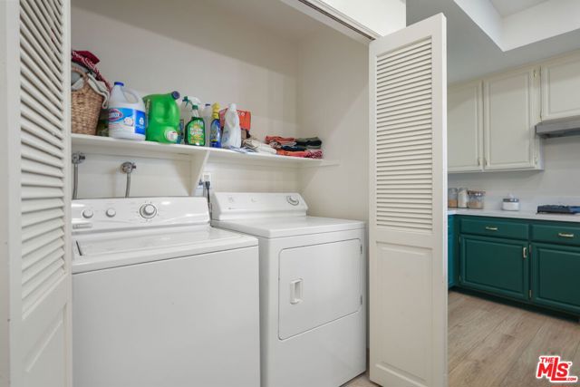 10336 Almayo Avenue, Los Angeles CA: https://media.crmls.org/mediaz/81cfb6b0-fdba-4267-8542-f1885f217acf.jpg