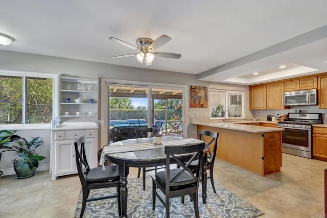 Detail Gallery Image 8 of 35 For 10743 Flambeau Pl, La Mesa,  CA 91941 - 4 Beds | 2 Baths