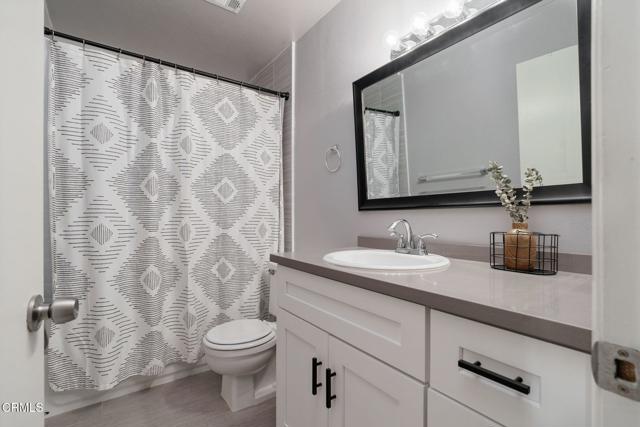 Detail Gallery Image 25 of 31 For 1266 Gina Dr, Oxnard,  CA 93030 - 3 Beds | 2/1 Baths