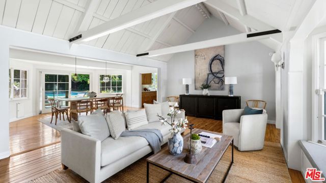 15110 Sutton Street photo 5