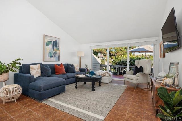 Detail Gallery Image 12 of 43 For 1813 Wilton Rd., Encinitas,  CA 92024 - 2 Beds | 2 Baths