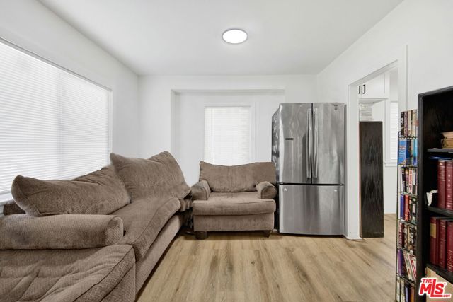 4124 W 64th Street, Inglewood CA: https://media.crmls.org/mediaz/81d2b2f6-7d04-4628-a829-a5e7322e145d.jpg