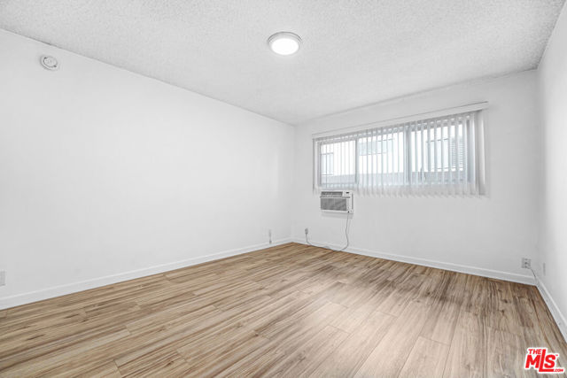 919 North N Alfred Street, 204 photo 9