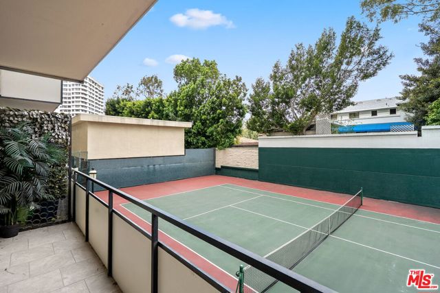 10535 Wilshire Boulevard, Los Angeles CA: https://media.crmls.org/mediaz/81d3c852-6b85-4cbd-bd61-f9d4adeb11e9.jpg