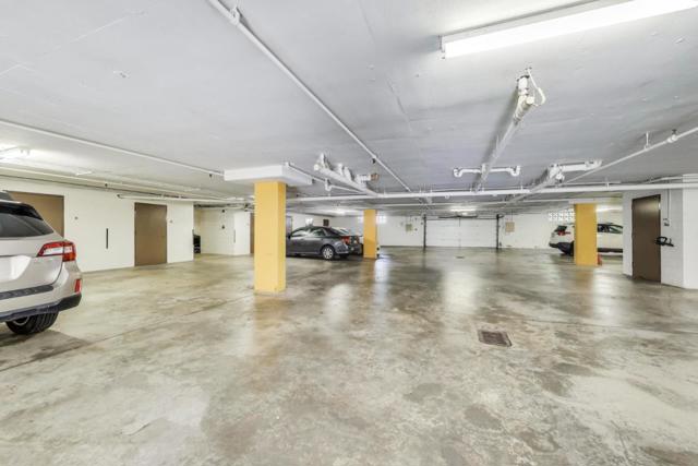 525 Almer Road, Burlingame CA: https://media.crmls.org/mediaz/81d4f3a3-b8d3-43ab-bae7-60a0f37dc240.jpg