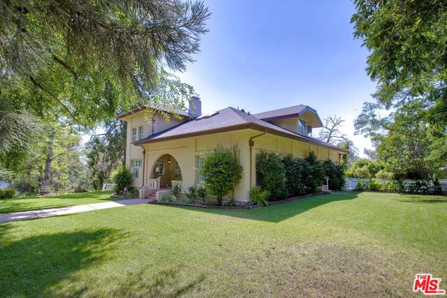 20121 Highway 76, Pauma Valley CA: https://media.crmls.org/mediaz/81d50fd6-4b14-418b-a5ee-e204b9b16c12.jpg