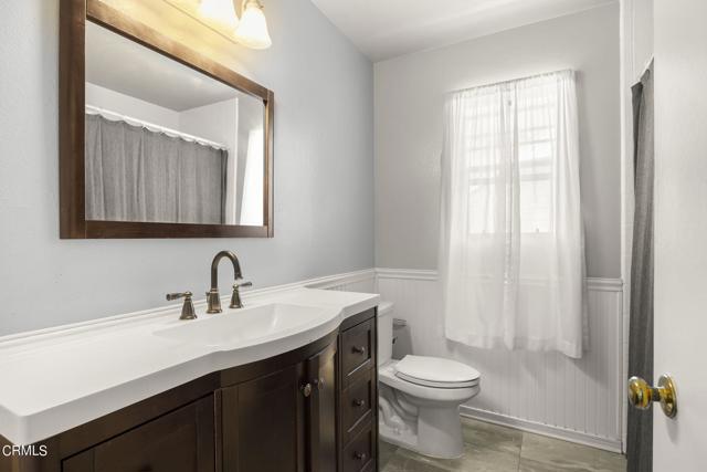 28-web-or-mls-UpmarketMedia_9941Bass-3