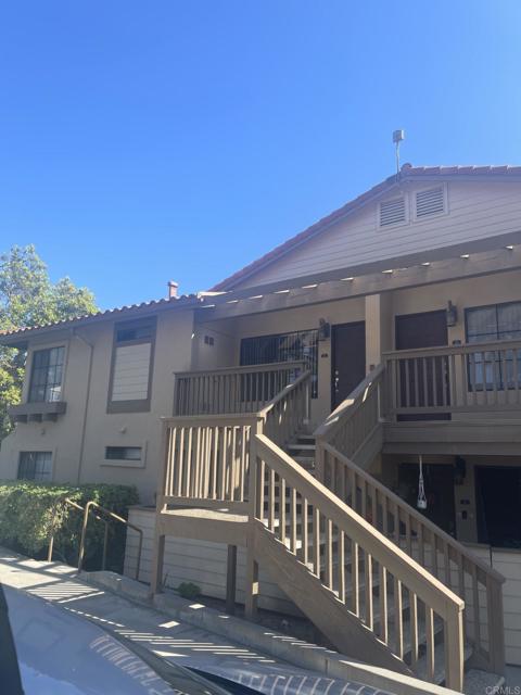 Detail Gallery Image 3 of 29 For 12560 Carmel Creek Rd, San Diego,  CA 92130 - 2 Beds | 2 Baths