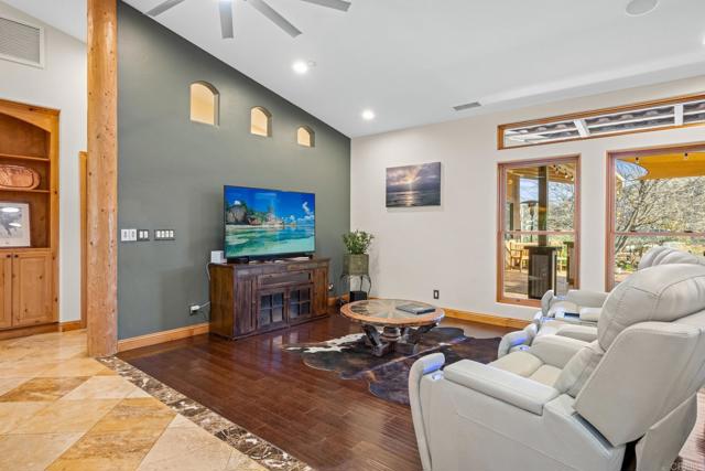 15636 Sage Hill Drive, Ramona CA: https://media.crmls.org/mediaz/81d59814-90e1-4ce7-bcec-e771c737b651.jpg