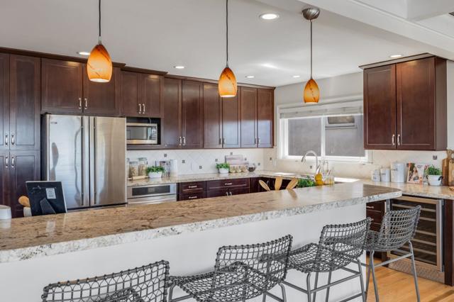 254 41st Avenue, San Mateo CA: https://media.crmls.org/mediaz/81d62e2a-63dc-45d0-8d36-53b937eb758d.jpg