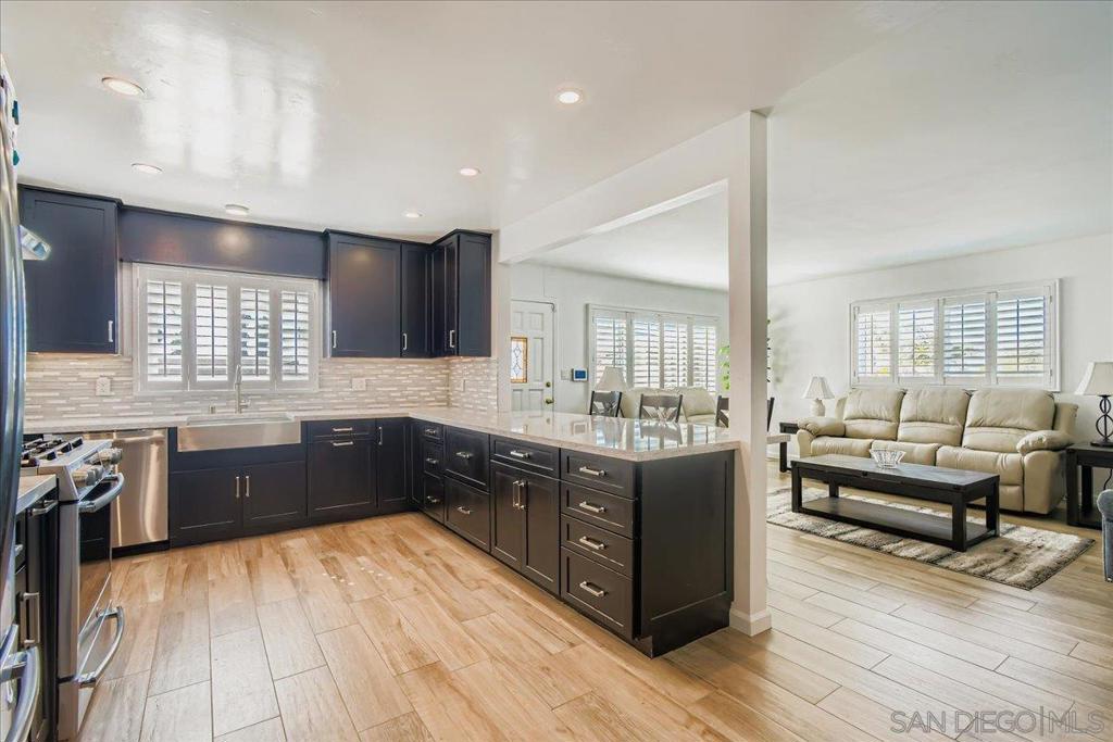 MLS #250042937SD image #8