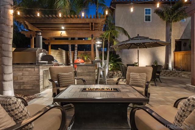 380 Avenida La Cuesta, San Marcos CA: https://media.crmls.org/mediaz/81d7f127-ba09-4269-830f-c88c6550cb22.jpg