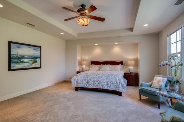 5199 Seagrove Place, San Diego CA: https://media.crmls.org/mediaz/81d8f119-fe85-4e84-8607-d8239299e9d5.jpg
