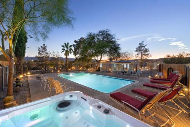 69450 Amboy Road, 29 Palms CA: https://media.crmls.org/mediaz/81d905d8-fa42-47cd-810f-0ac227b2d43e.jpg