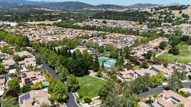 7632 Braid Court, Gilroy CA: https://media.crmls.org/mediaz/81d9e204-da97-4e07-a47f-7537b9ee94e8.jpg