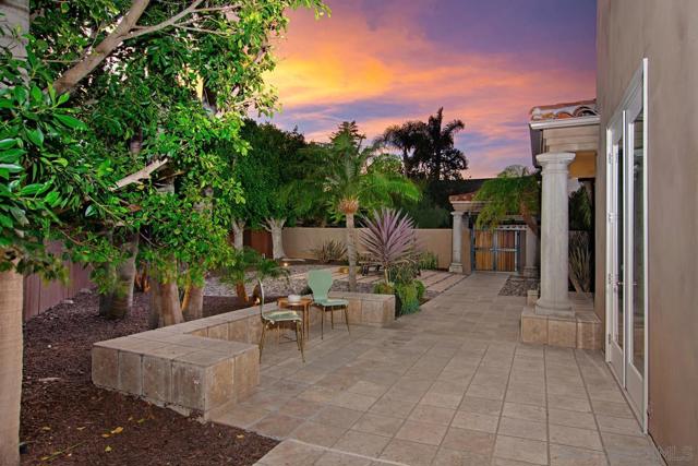 927 Tingley Lane, San Diego CA: https://media.crmls.org/mediaz/81d9f0d1-94e5-4add-b982-821e1133daad.jpg