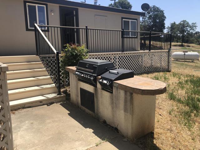 8260 Hunters Valley Road, Mariposa CA: https://media.crmls.org/mediaz/81dab76c-f76f-4039-aa0f-87f139182459.jpg