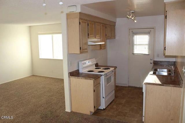 Detail Gallery Image 4 of 14 For 1237 Saratoga Ave, Ventura,  CA 93003 - 2 Beds | 1 Baths