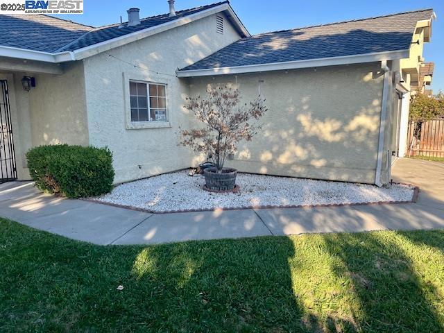 1201 Xandria Drive, Sacramento CA: https://media.crmls.org/mediaz/81dc8e4a-7ff4-4b12-a9da-f5c28ba10087.jpg
