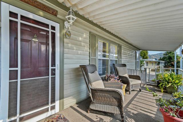 Detail Gallery Image 5 of 30 For 13162 Highway 8 Business #200,  El Cajon,  CA 92021 - 2 Beds | 2 Baths