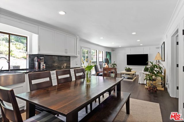 Drew Fenton | 1060 Chantilly Road Los Angeles CA | MLS: 7138387