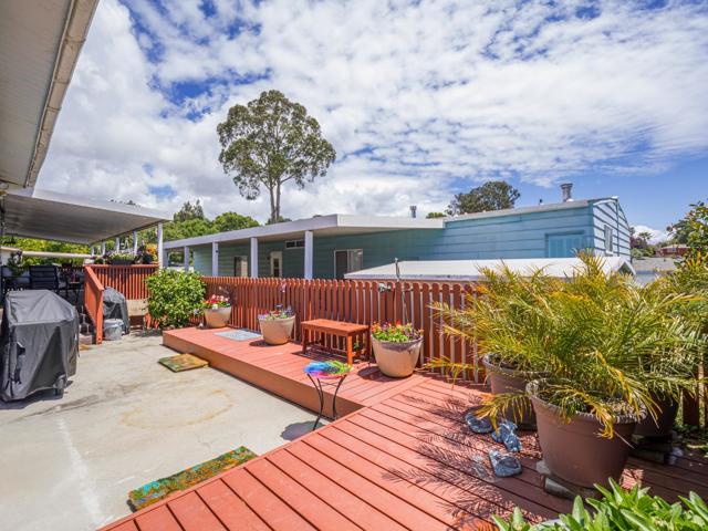 2435 Felt Street, Santa Cruz CA: https://media.crmls.org/mediaz/81de776e-875c-4338-a161-19b465d75d07.jpg