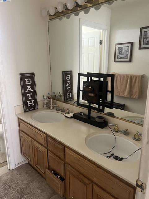Image 11 of 18 For 1145 Camellia Ct