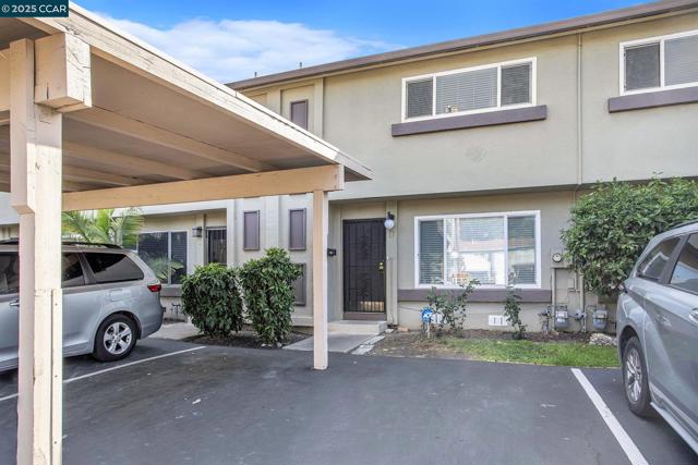 1897 Lynwood Dr, Concord CA: https://media.crmls.org/mediaz/81df3c16-68dd-4893-ba31-2b4ae1d419ab.jpg