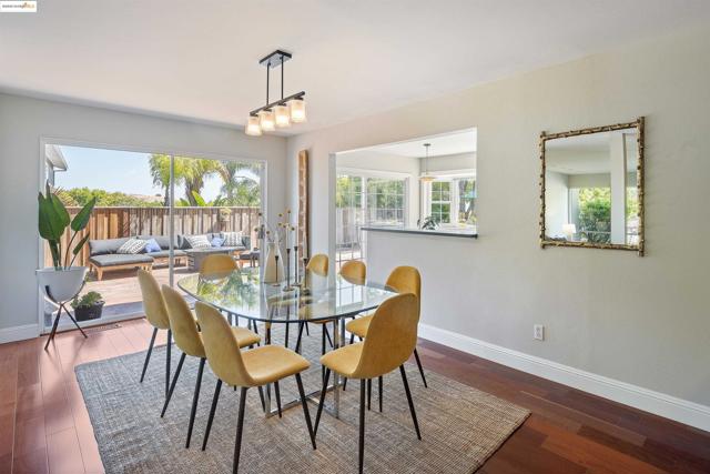 1051 Lea Drive, San Rafael CA: https://media.crmls.org/mediaz/81df8397-bbc4-4b1d-a64e-7ba6e0288b72.jpg