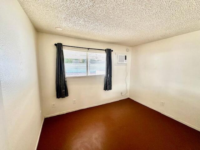Image 24 of 44 For 73073 Santa Rosa Way