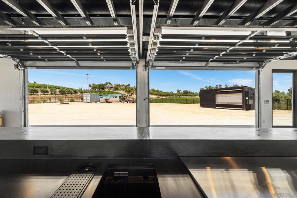 MLS #250033291SD image #8