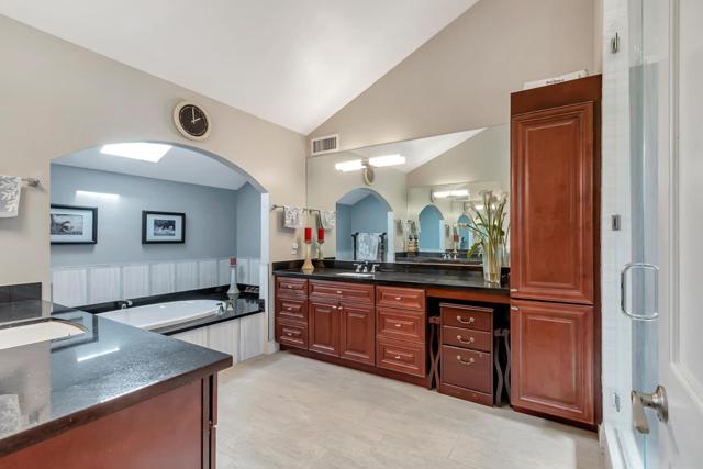 Image 21 of 32 For 4113 Ashbrook Circle