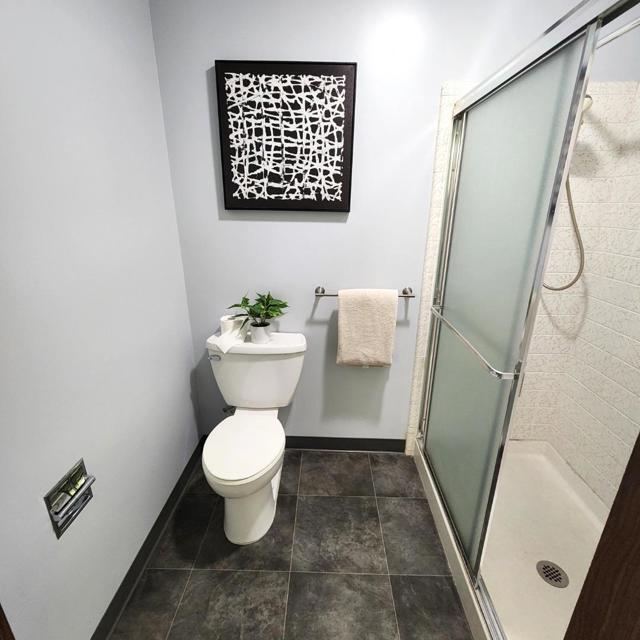 1500 Broadway, Burlingame CA: https://media.crmls.org/mediaz/81e1067b-67cb-42e8-bac0-7afd1a8ee7a3.jpg