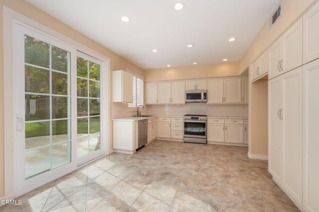 Detail Gallery Image 22 of 43 For 30456 Star Canyon Pl, Castaic,  CA 91384 - 4 Beds | 3 Baths